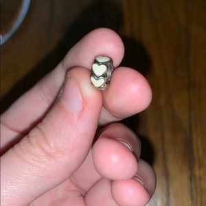 Pandora heart spacer